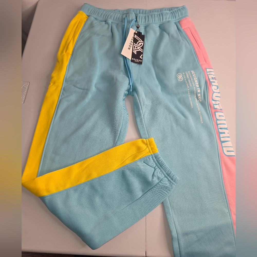 Reason Brand Men's Joggers Size Large NWT Block Pastel Logo CK-3045